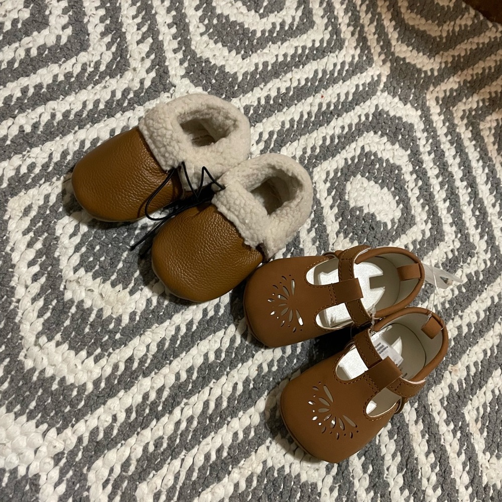 Baby shoes 9/12 months super cute soft bottom